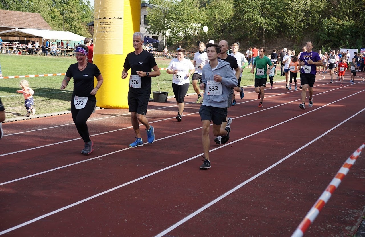 Bild vom 11. Benefizlauf im Jahr 2019. Dies ist das 12. Bild.